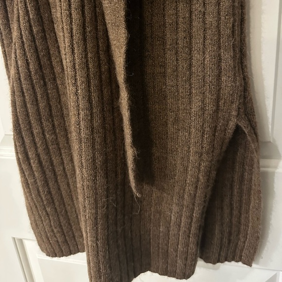 W i l I a m R a s t Sweater Dress - Picture 8 of 9